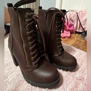 Soda booties